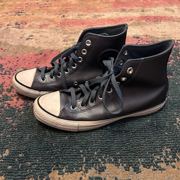 Excellent condition blue metallic converse - Picture 3 of 8